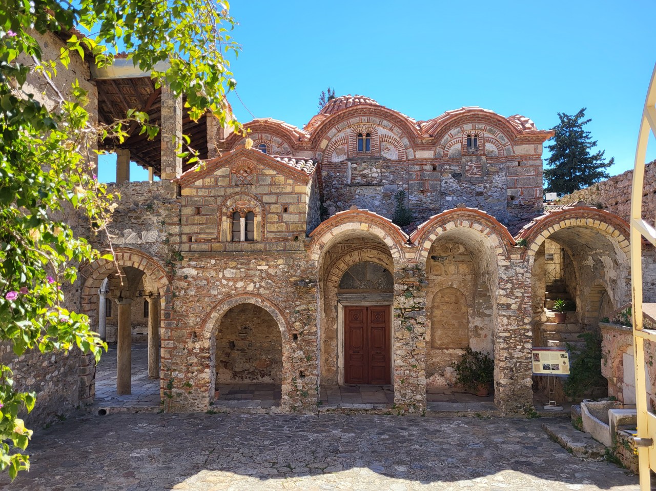 MYSTRAS